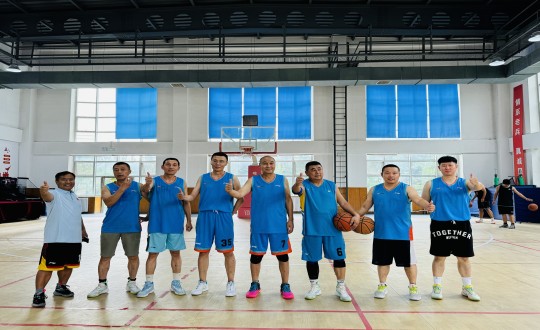 3.新宝GG南山篮球社群受邀加入外部篮球对抗赛_副本.jpg