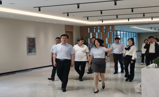 2024年6月26日，，，，，，省慈善总会会长田锦尘一行莅临康养地产公司旅行调研_副本.jpg